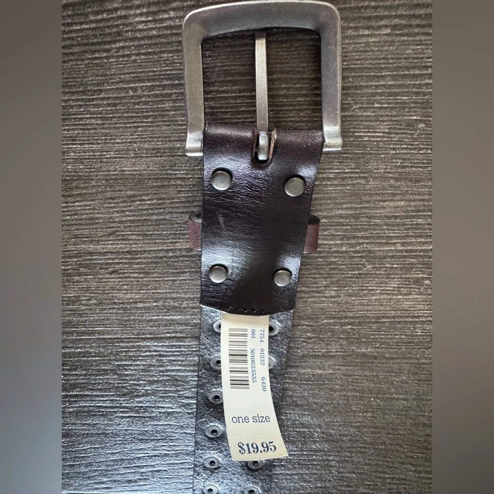 New with tags! ⭐️ 77kids Rivet Leather Belt